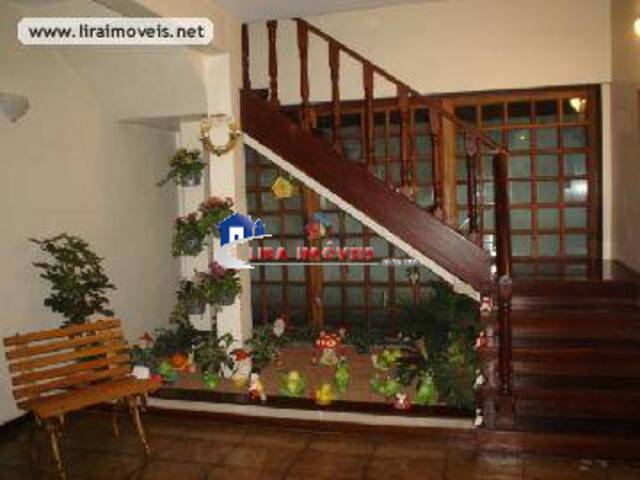 #150 - Casa para Venda em Santos - SP - 2