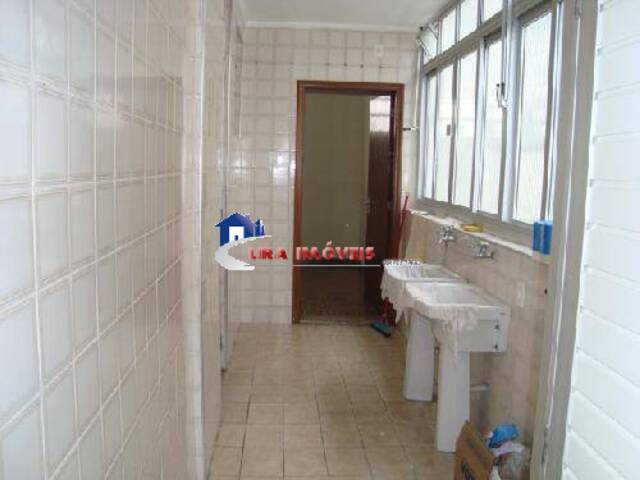 Apartamento para Locação em São Vicente - 2
