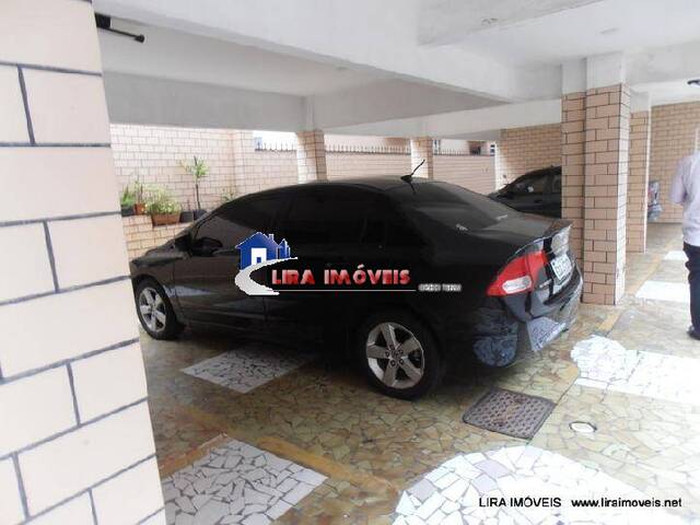 #448 - Apartamento para Venda em São Vicente - SP